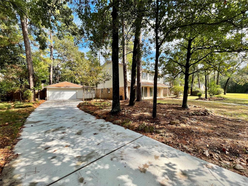 Photo of 2023 Forest Manor Drive, Houston, TX 77339 (MLS # 92226013)