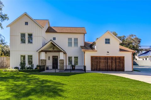 Photo of 1003 Wakefield Drive, Houston, TX 77018 (MLS # 32223189)