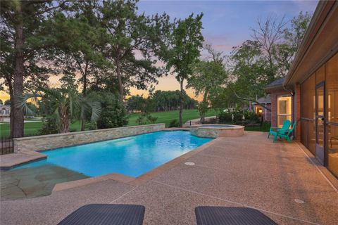 16 Waterberry Way Montgomery TX 77356