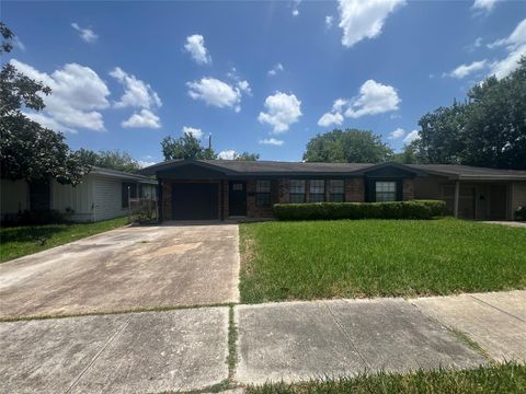 Photo of 6829 Driftwood Street, Houston, TX 77021 (MLS # 93022510)
