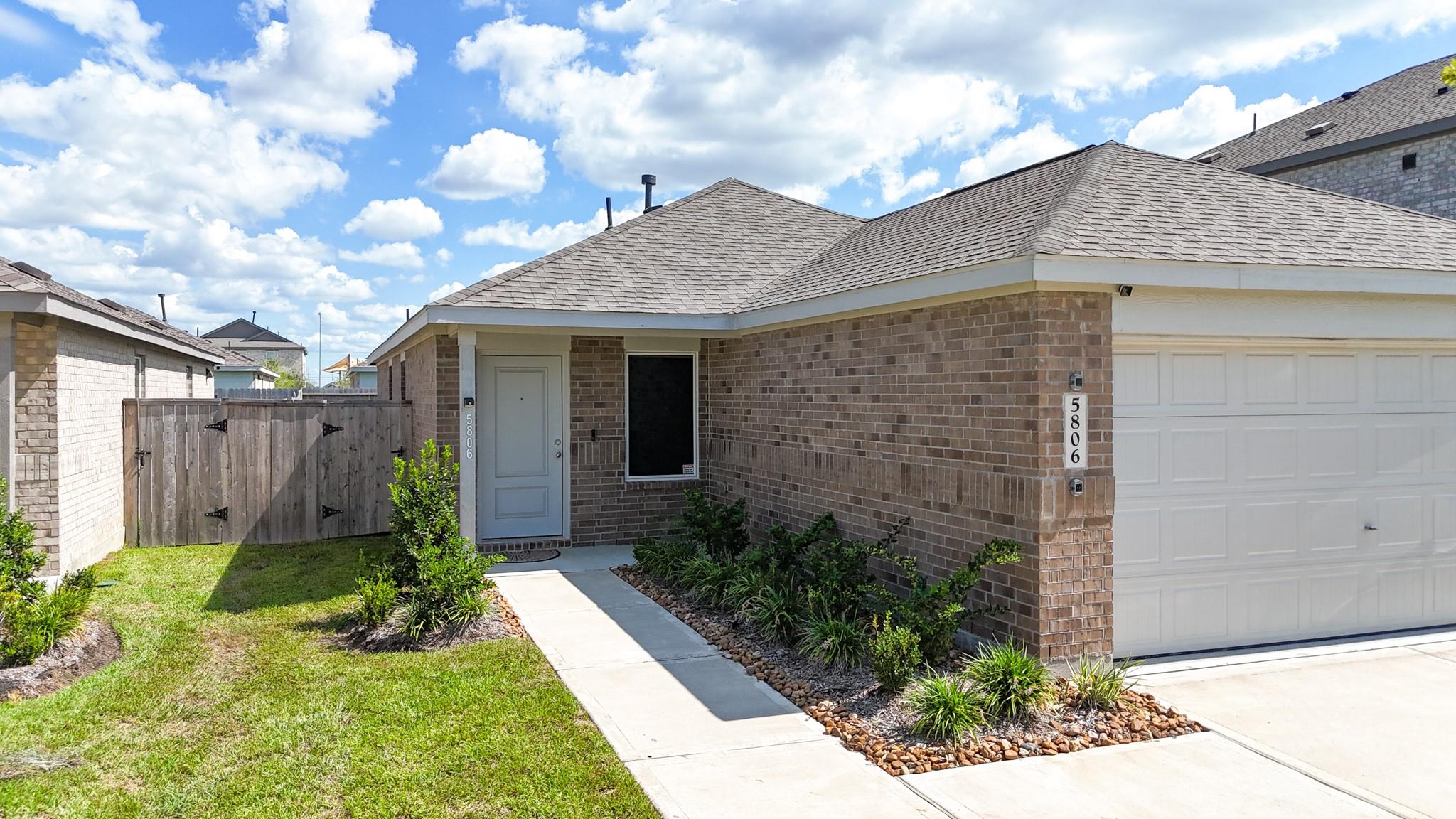 5806 Standpiper Loop