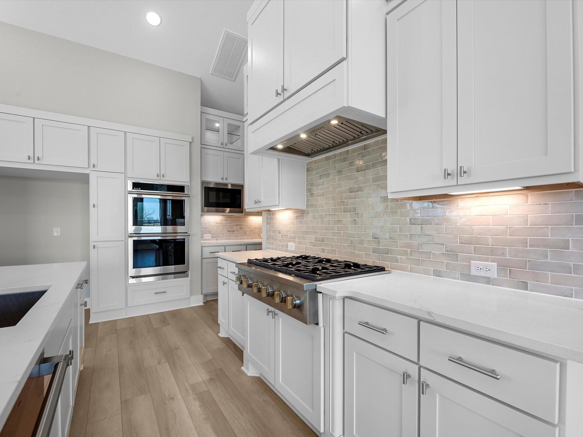 2 Hawthorn Cove Court
