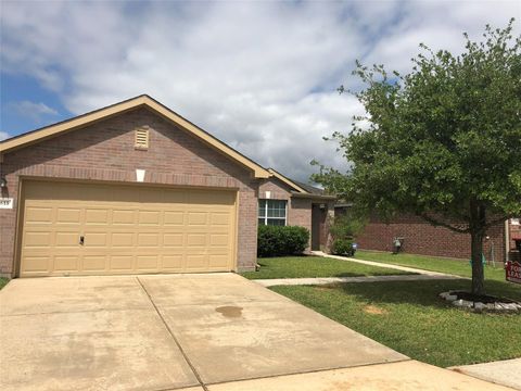Photo of 19615 Hollington Drive, Tomball, TX 77375 (MLS # 74465421)