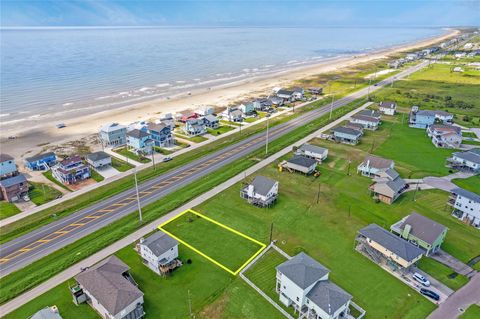 Photo of 23122 Verano, Galveston, TX 77554 (MLS # 23318999)