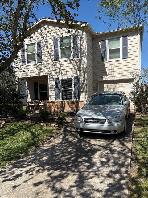 Homes For Sale - 3119 Becker Glen Street<br/> Fresno, TX 77545