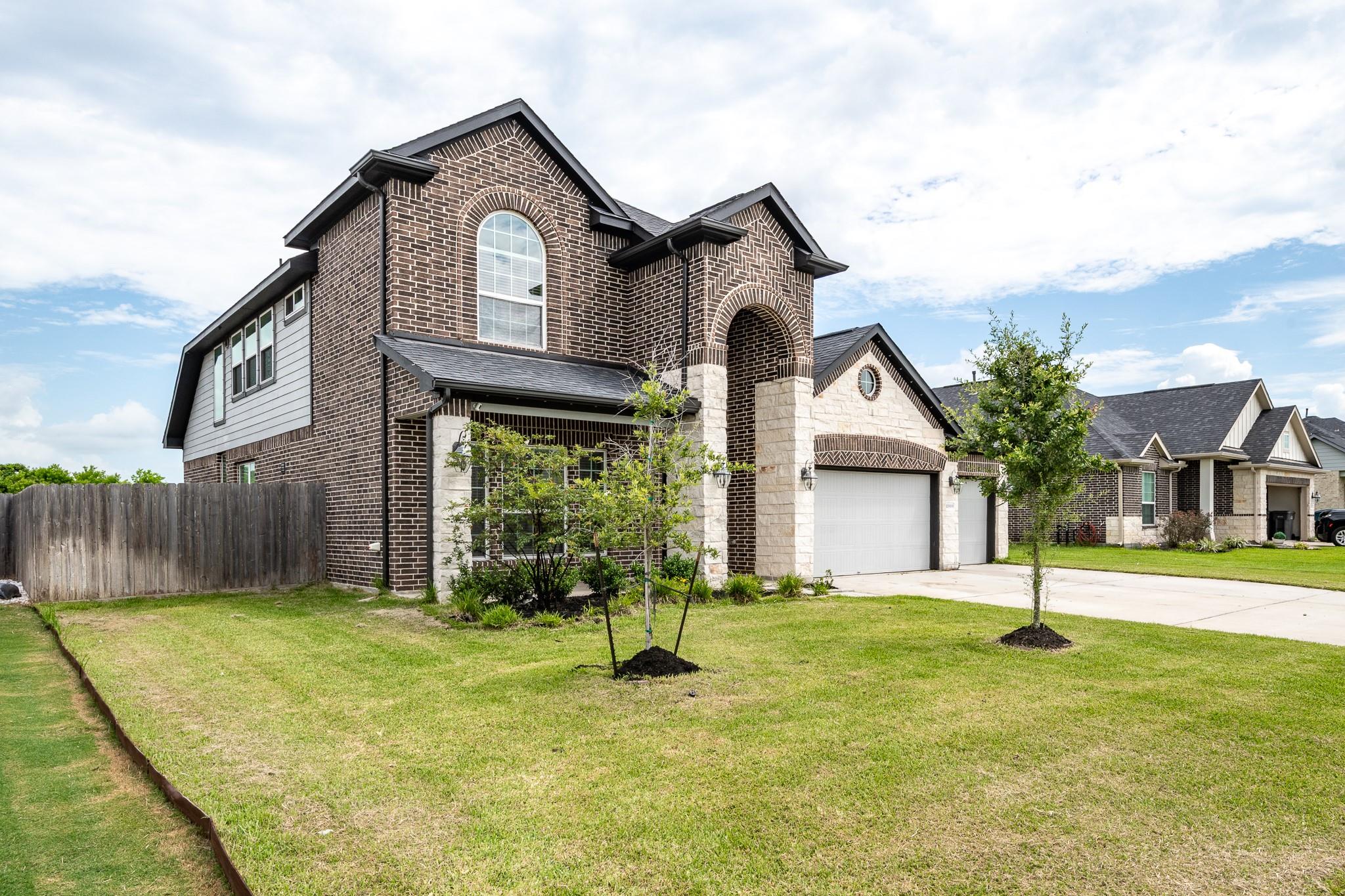 11919 Champions Forest Drive