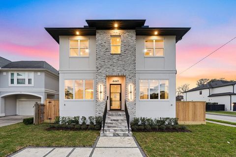 4441 Valerie Street Bellaire TX 77401