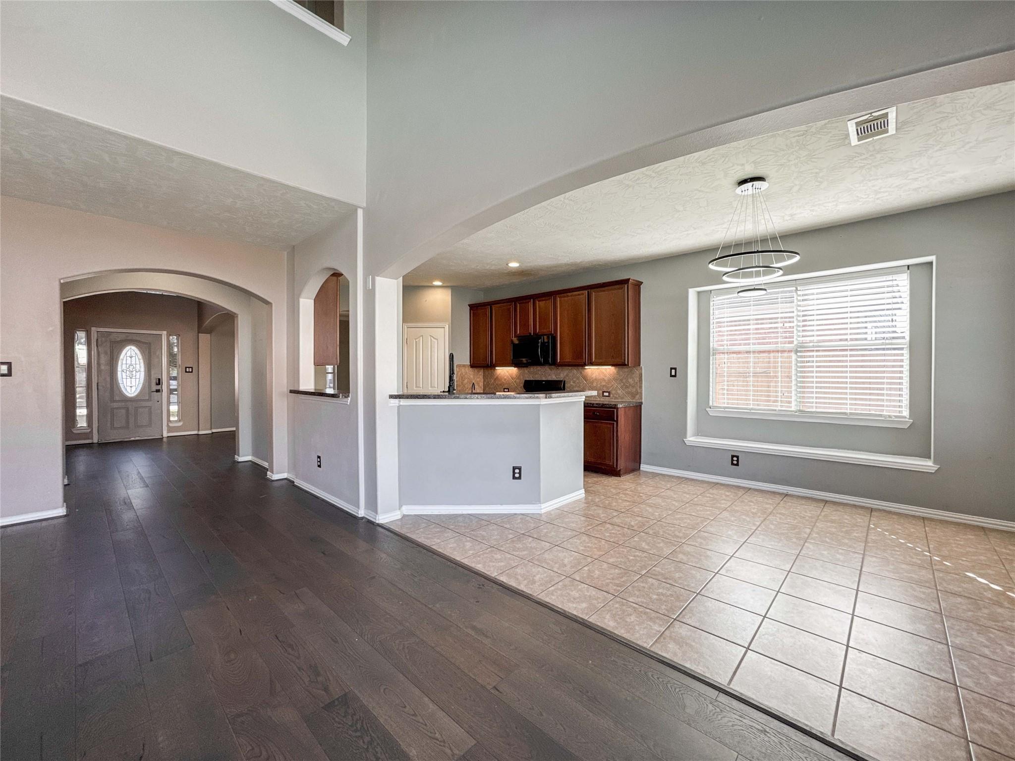 8222 Hardy Elm Street