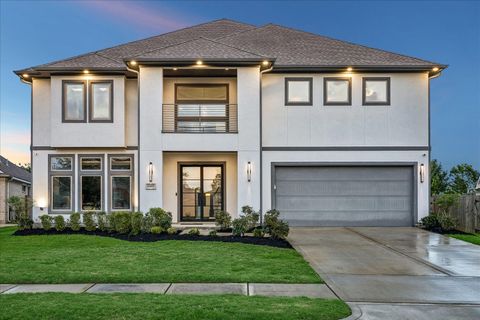 Photo of 12402 Pepper Creek Lane, Pearland, TX 77584 (MLS # 34687827)