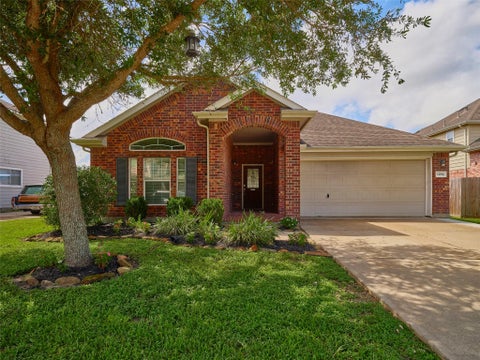 Photo of 1284 Pinto Pass, Alvin, TX 77511 (MLS # 5980591)