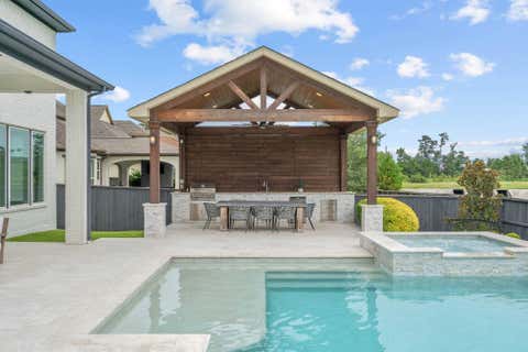 Photo of 34 Jaden Oaks Place, Tomball, TX 77375 (MLS # 3069098)