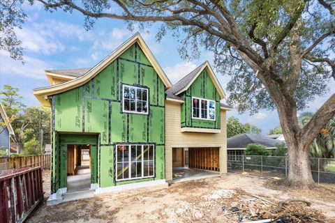 Photo of 1046 Gardenia Drive, Houston, TX 77018 (MLS # 78907768)