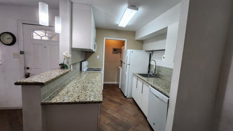 Photo of 10603 S Wilcrest Drive #23, Houston, TX 77099 (MLS # 42089928)