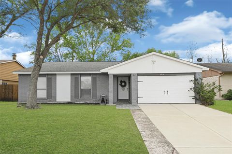 Photo of 6930 Kearney Drive, Richmond, TX 77469 (MLS # 50695562)