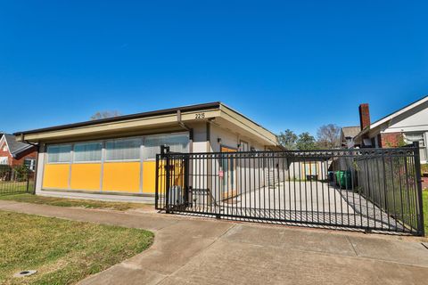 Photo of 2215 Cleburne Street, Houston, TX 77004 (MLS # 35021508)