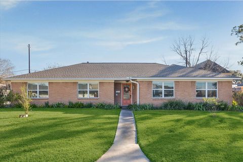 4423 Lemac Drive Houston TX 77096