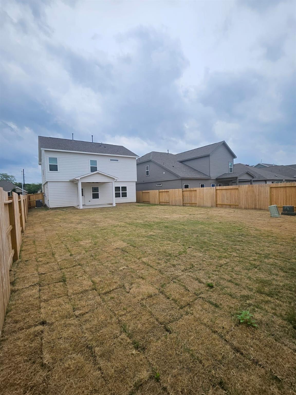 2731 Crested Creek Lane