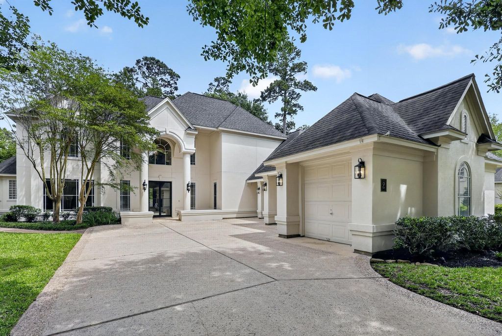 Photo of 2 Argonne Place, The Woodlands, TX 77382 (MLS # 5729496)