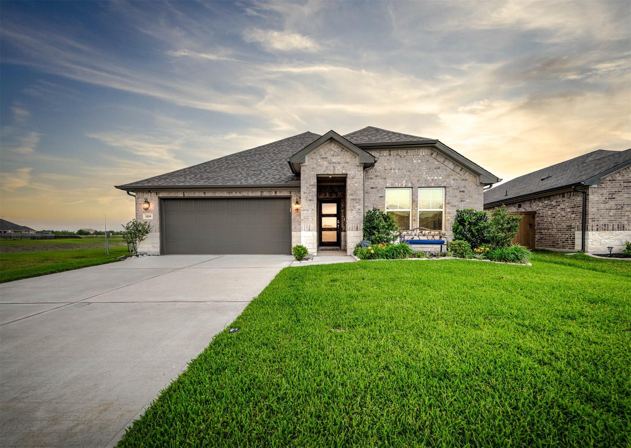 3219 Garner Lane