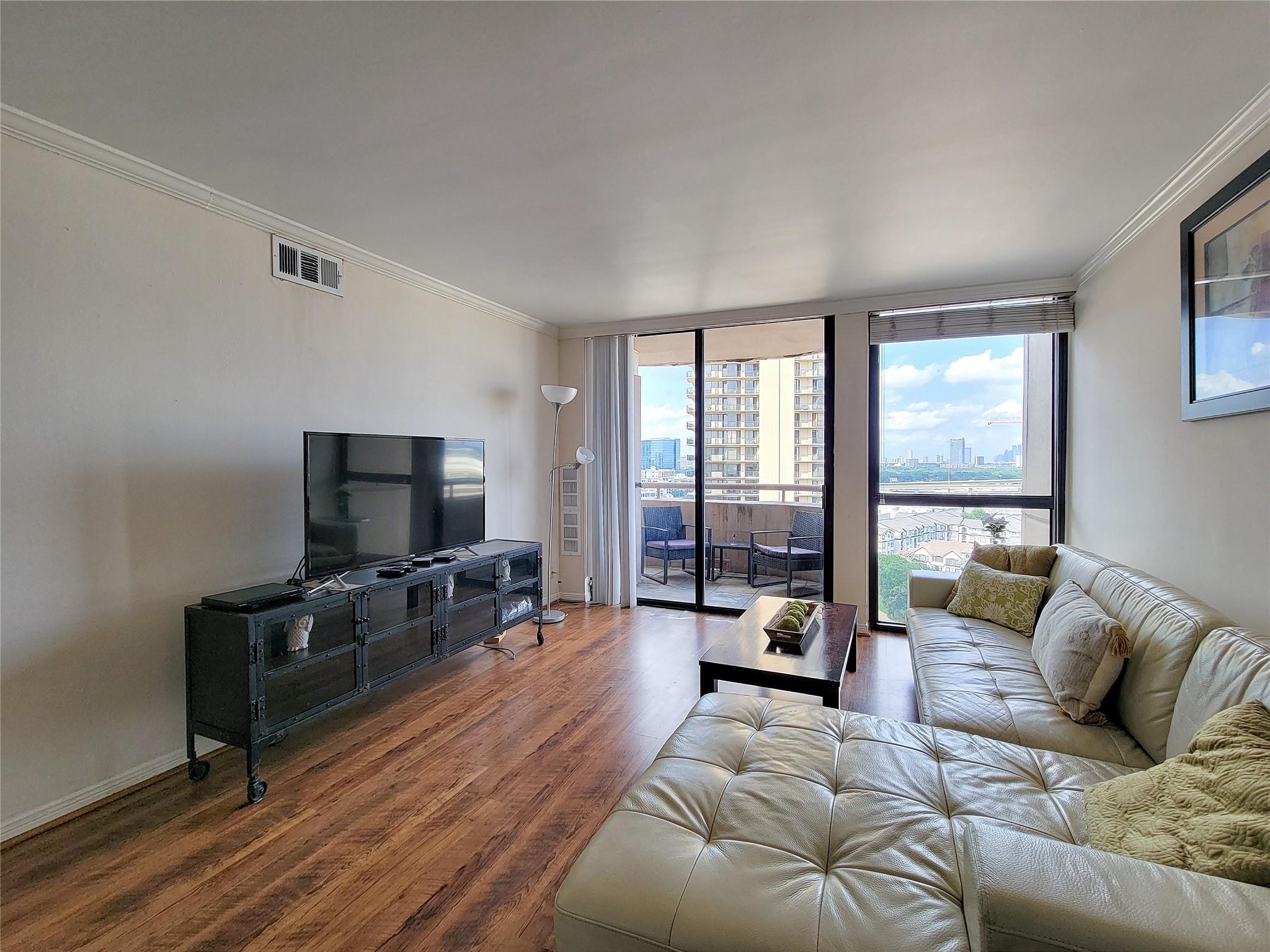 3525 Sage Road 1605
