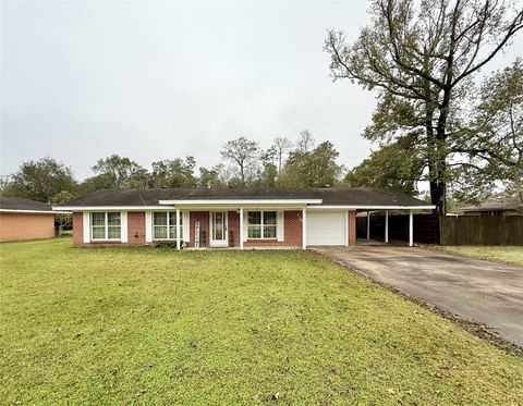 Photo of 1140 Mitzi Street, Vidor, TX 77662 (MLS # 2144249)