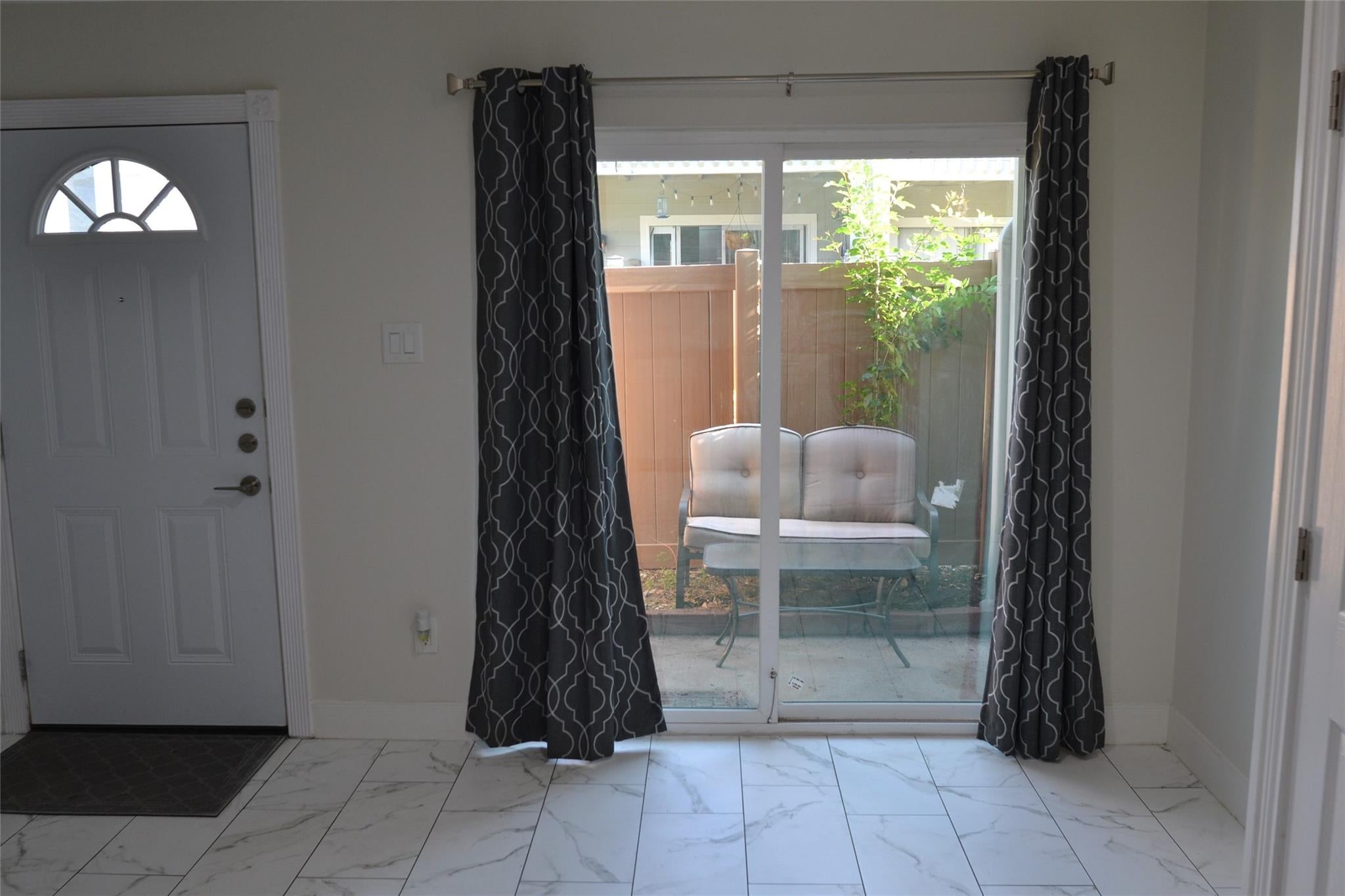 2379 Briarwest Boulevard 25