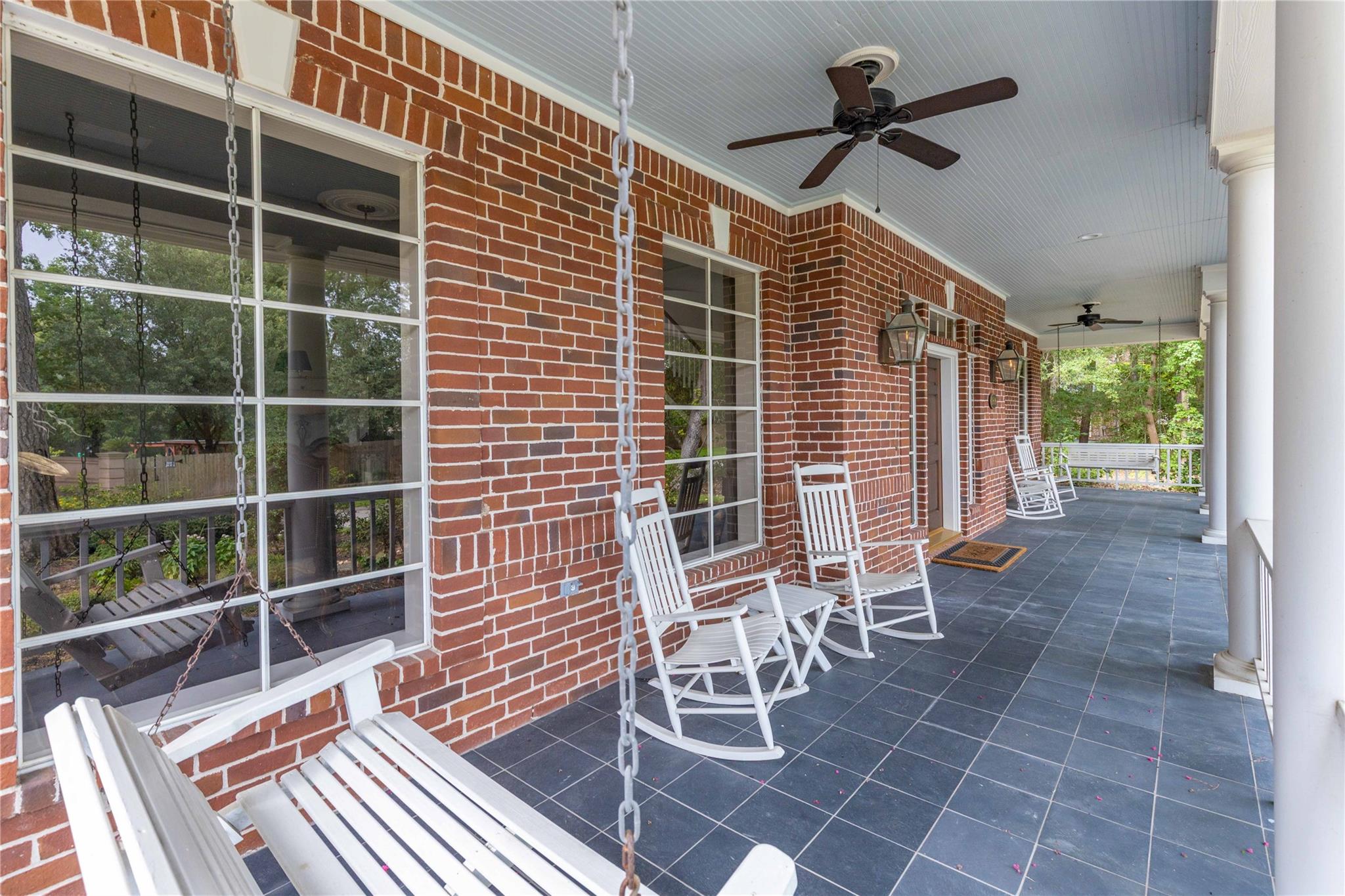 1506 Sheltering Oaks Lane