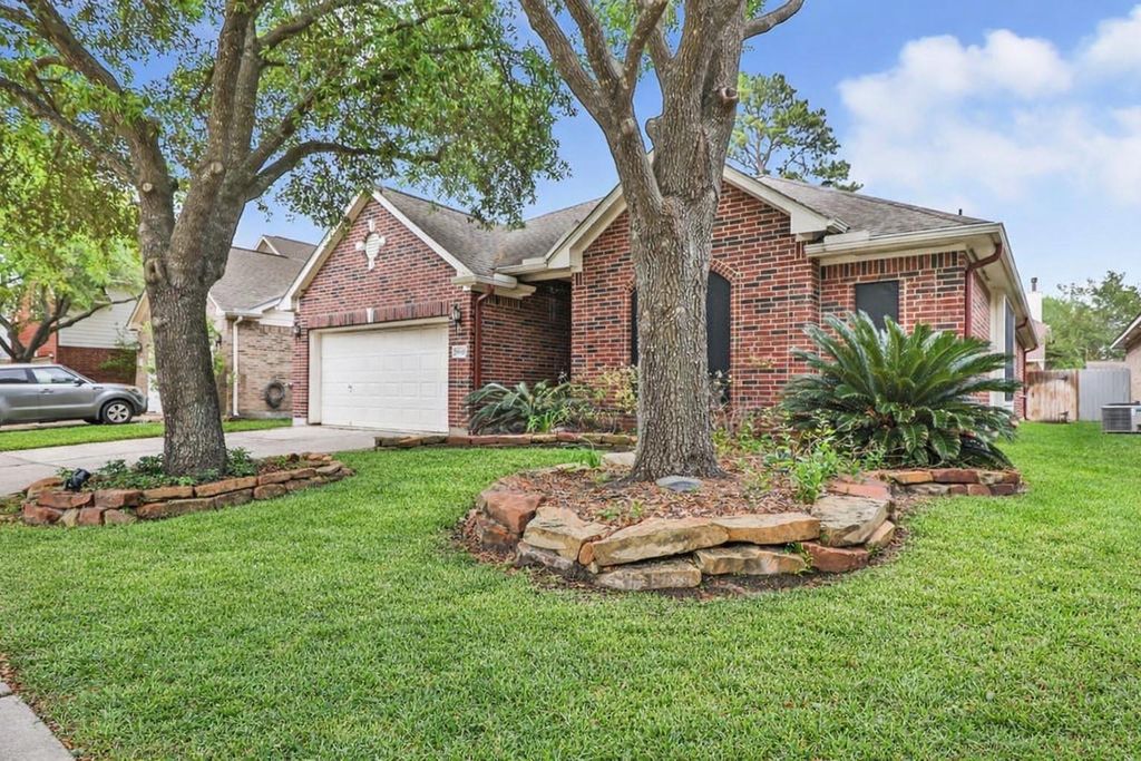 Photo of 18418 Hot Creek Court, Humble, TX 77346 (MLS # 47998067)