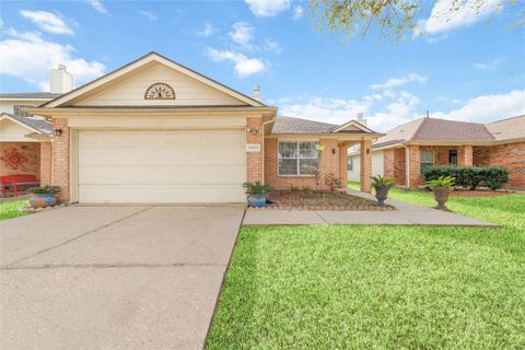 Photo of 16031 Imperial Forest Lane, Houston, TX 77073 (MLS # 71061974)