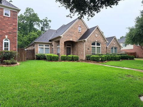 Photo of 110 Water Bluff Lane, Richmond, TX 77406 (MLS # 70784446)