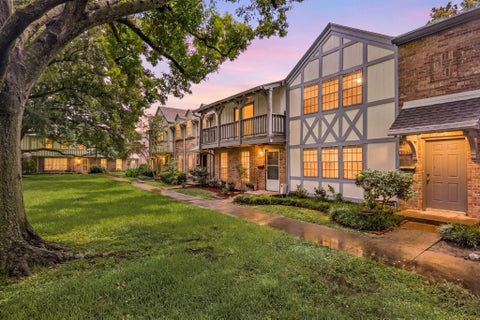 Photo of 10328 Hammerly Boulevard #10, Houston, TX 77043 (MLS # 90041113)