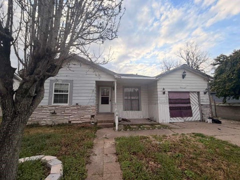 Photo of 9713 Clark Road, Houston, TX 77076 (MLS # 17165967)