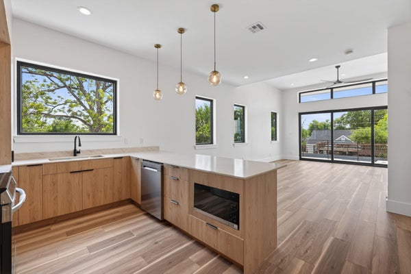 6822 SIDNEY ST # A, HOUSTON, TX 77021 - Image 3a281e0dae0fced257bae3a8e3f99b94/1925389474