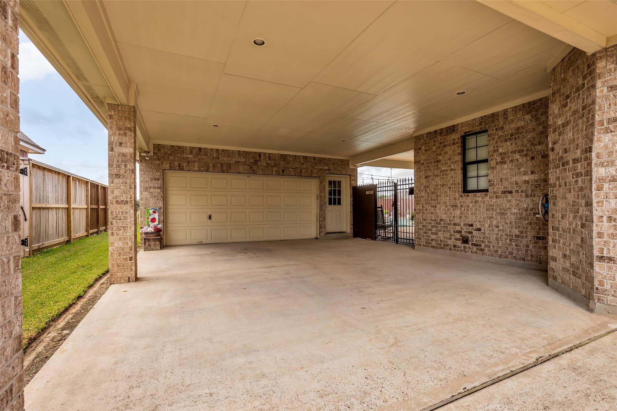 1813 Mesa Verde Drive