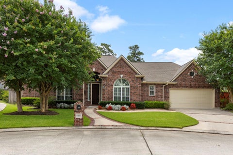 Photo of 6607 Barrington Green, Houston, TX 77069 (MLS # 7555737)