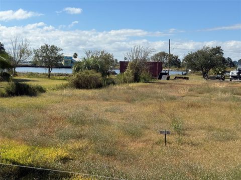 1034 16th Street Dickinson TX 77539