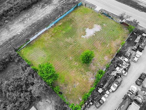 Photo of 1710 Berry Road, Houston, TX 77093 (MLS # 75331988)