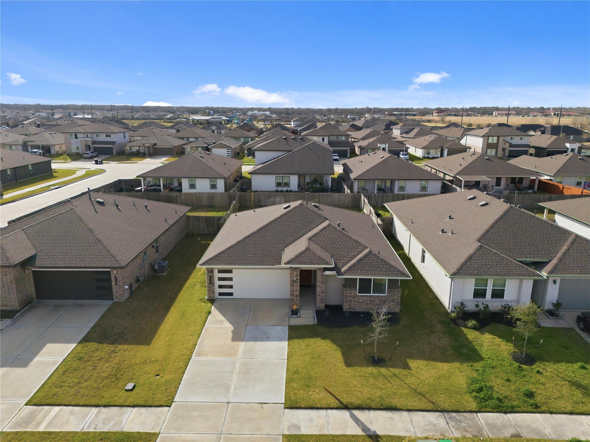 7726 Golden Rubia Lane