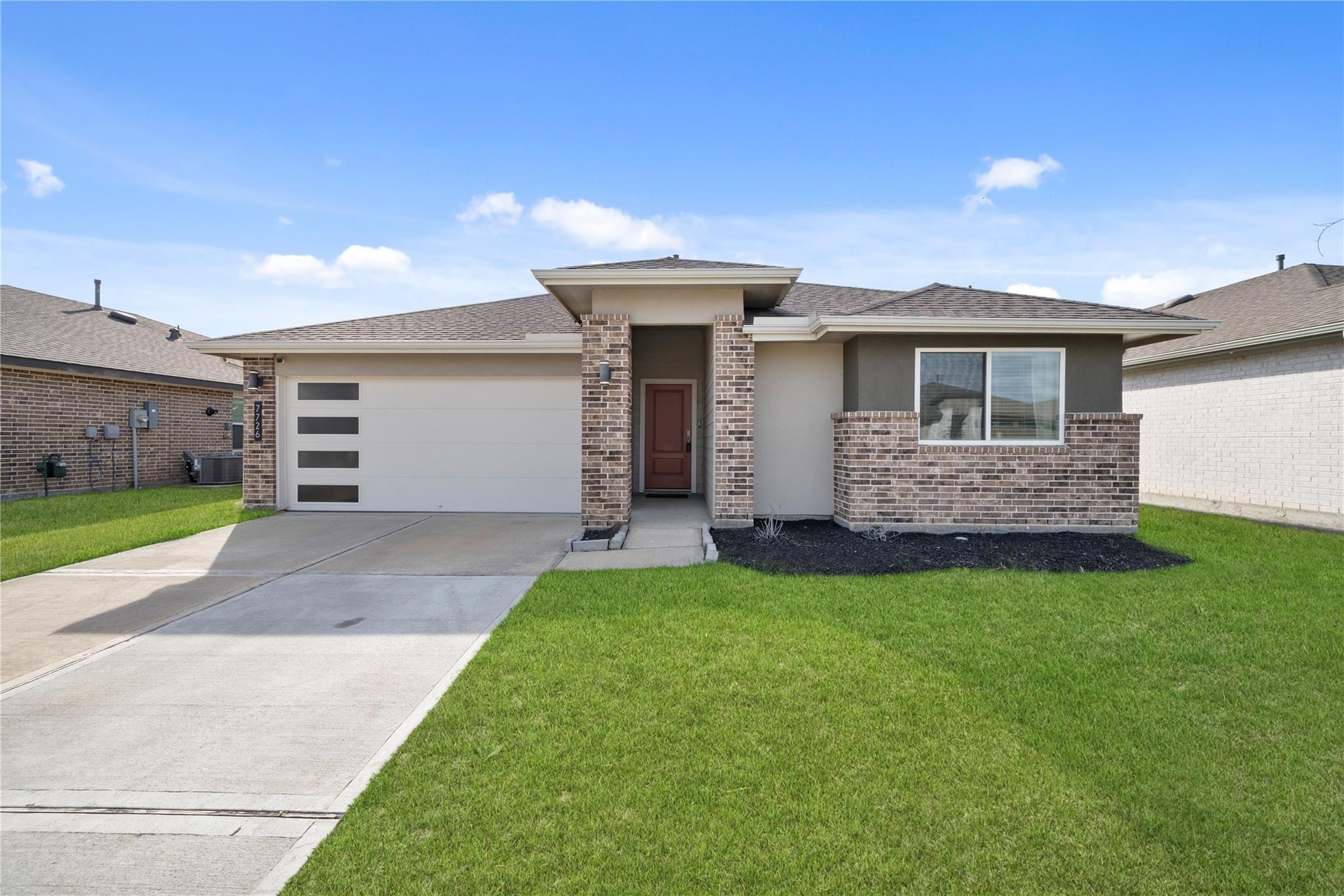 7726 Golden Rubia Lane