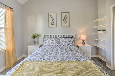 Tiny photo for 207 Knox Street, Houston, TX 77007 (MLS # 57251191)