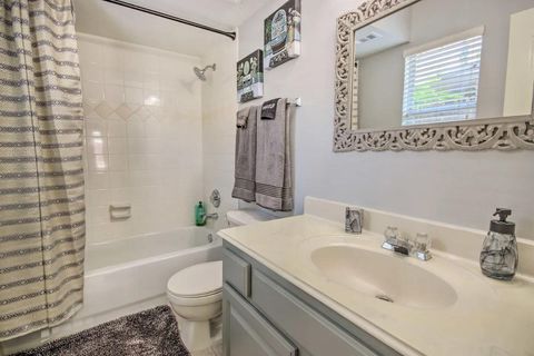 Tiny photo for 207 Knox Street, Houston, TX 77007 (MLS # 57251191)