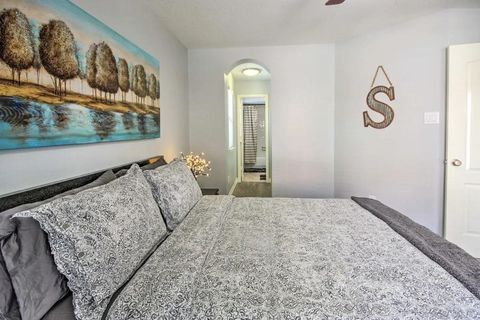 Tiny photo for 207 Knox Street, Houston, TX 77007 (MLS # 57251191)