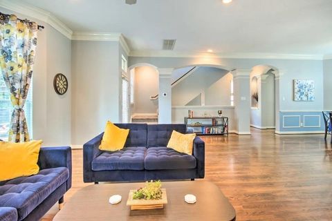 Tiny photo for 207 Knox Street, Houston, TX 77007 (MLS # 57251191)