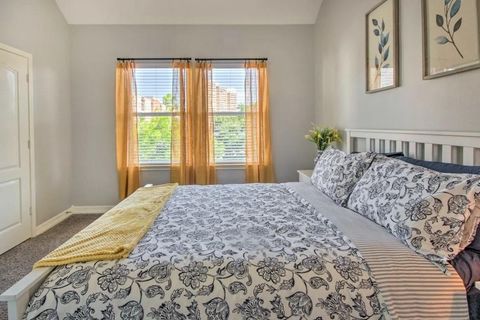 Tiny photo for 207 Knox Street, Houston, TX 77007 (MLS # 57251191)