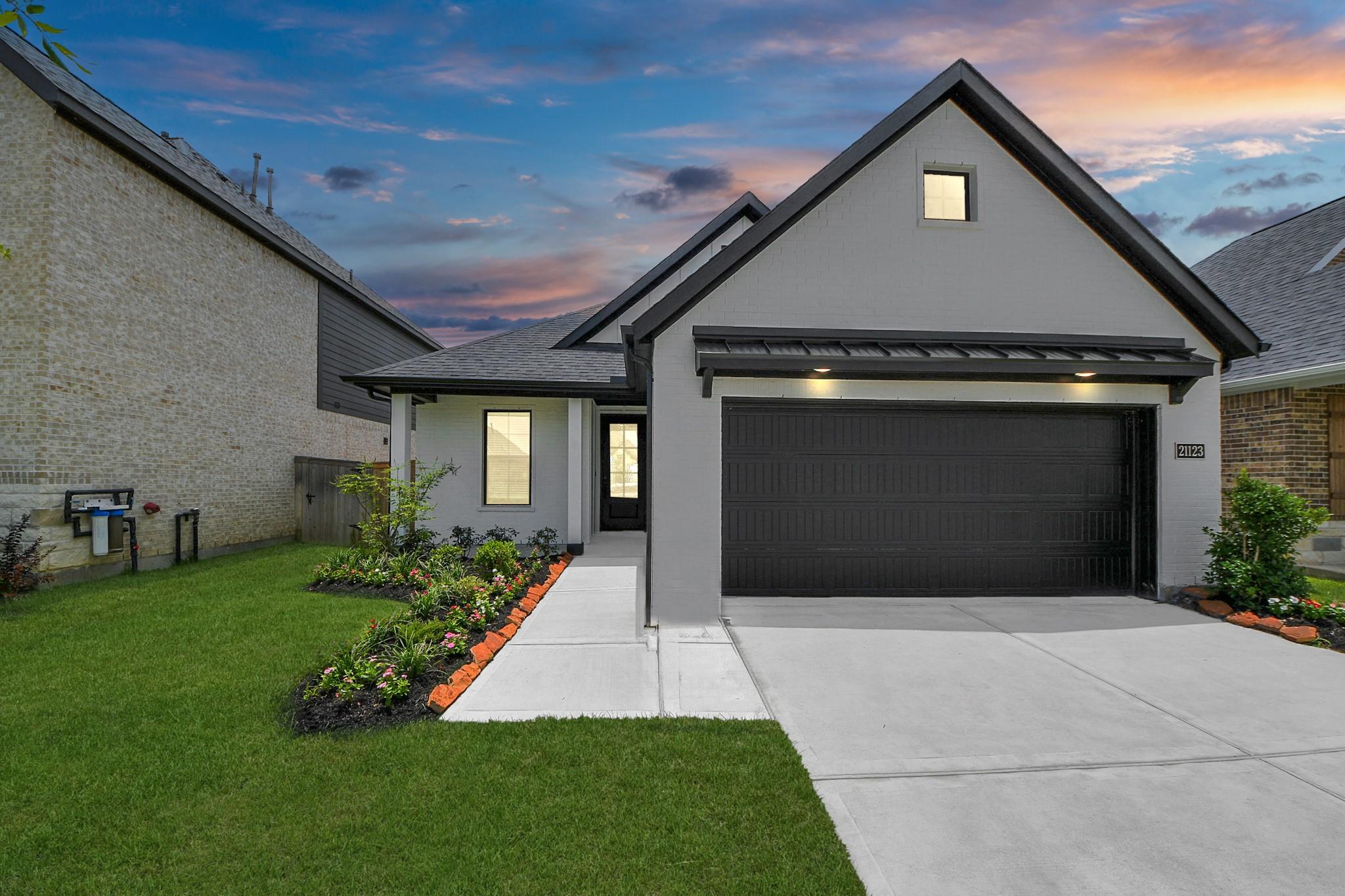 21123 Secret Garden Lane