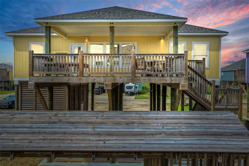 Photo of 2294 E Lobster, Crystal Beach, TX 77650 (MLS # 55382546)