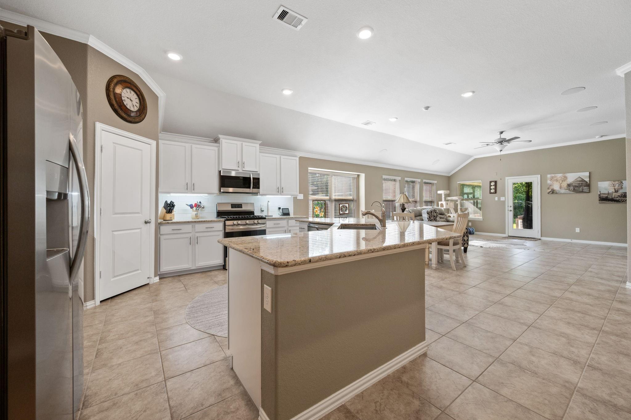 719 S Galley Drive