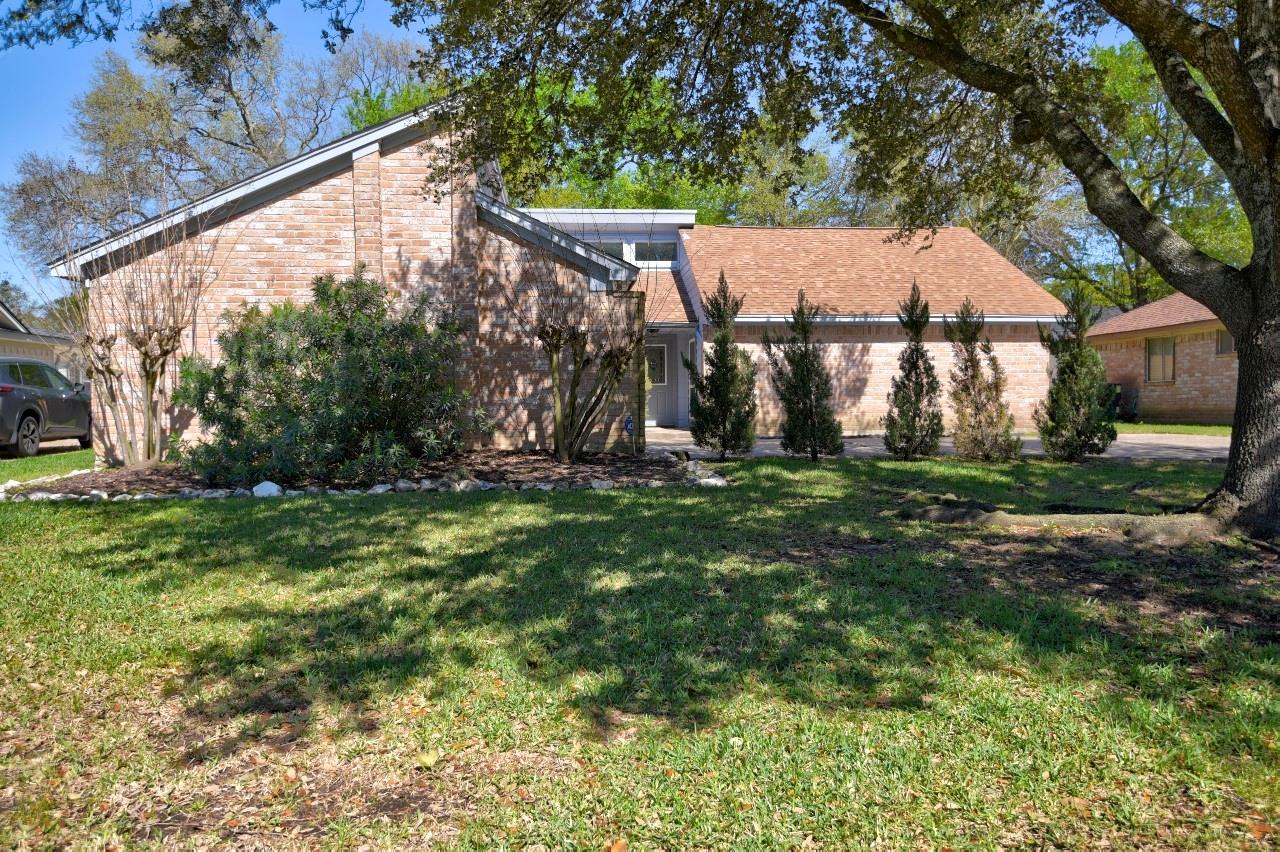25810 Fairbrook Lane