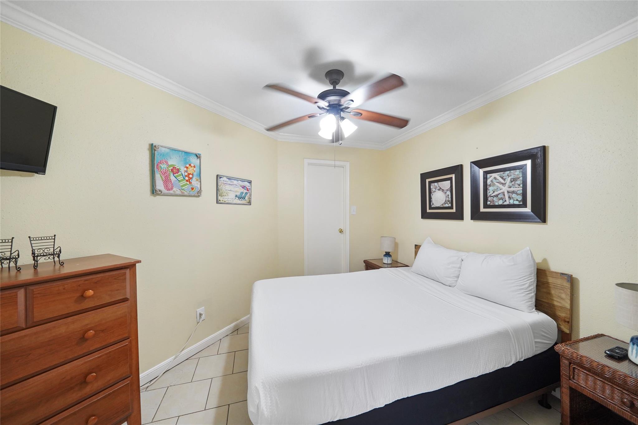 6300 Seawall Boulevard 3111