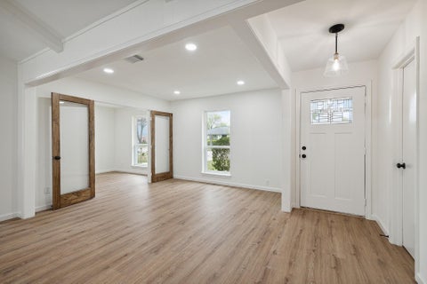 Tiny photo for 9719 Springmont Drive, Houston, TX 77080 (MLS # 69961917)